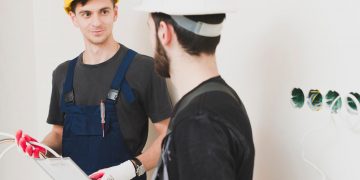 The Importance of Hiring a Licensed Electrician for Your Home