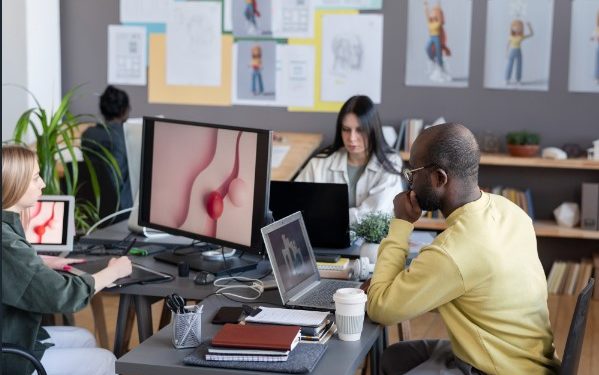 Mastering the Art of Visual Influence: Unleash your Graphic Design Power!