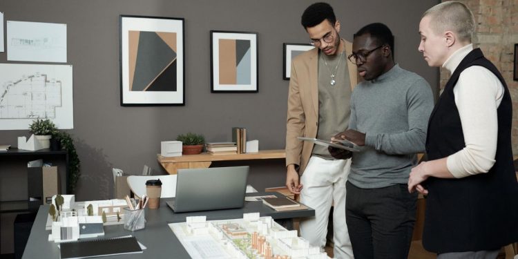 Long-Term Investment in Quality – Why Choose an Oak Frame?