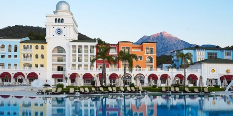 Hobart Accommodation & Tours