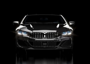 Luxury Home Tours: Enhancing Real Estate Showings Through Limo Services