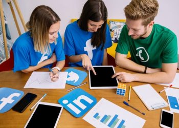 The Role and Responsibilities of OnlyFans Management Agencies