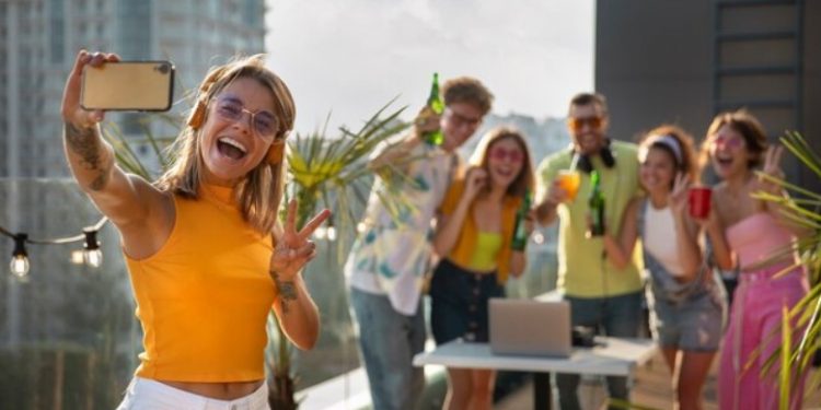 10 Tips for Making Your Next Party Stress-Free