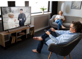 Unveiling the Future of Entertainment: A Comprehensive Look at IPTV Services