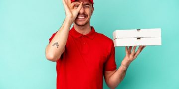 Branding your pizzeria with custom Pizza Boxes!