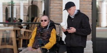 A Guide to Choosing the Perfect Wheelchair: What to Look for When Buying Locally