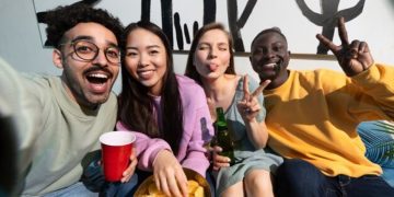 Exploring the Global Fandom: The Phenomenon of Asian Series Fan Culture