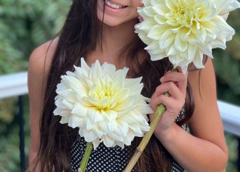 Flower Care and Maintenance: Maximizing Freshness and Longevity