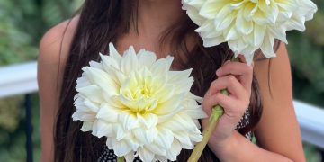 Flower Care and Maintenance: Maximizing Freshness and Longevity