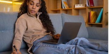 20 High Paying Online Jobs to Work from Home