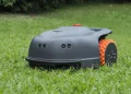 Sustainable Yard Maintenance: altversebot’s Robotic Mower Leads the Way