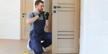 How a Local Locksmith Can Assist with Emergency Lockouts