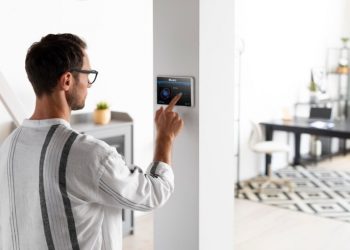 Climate Control Systems for Buildings: Enhancing Comfort and EfficiencyAdvanced Climate Control Solutions