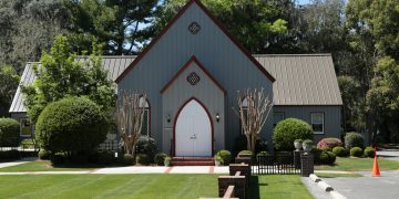 How Pressure Washing Extends the Life of Your Bluffton, SC Property