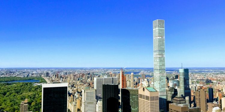 What Should Be Considered When Looking at Homes for Sale in Phoenix?