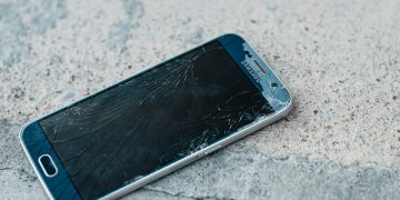 Understanding Phone Insurance and How It Can Save You Money