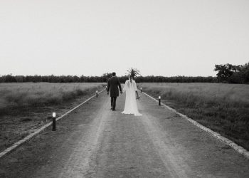 Choosing a Wedding Photographer: What Style Suits You as a Couple?