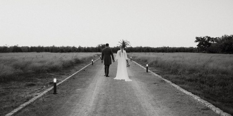 Choosing a Wedding Photographer: What Style Suits You as a Couple?