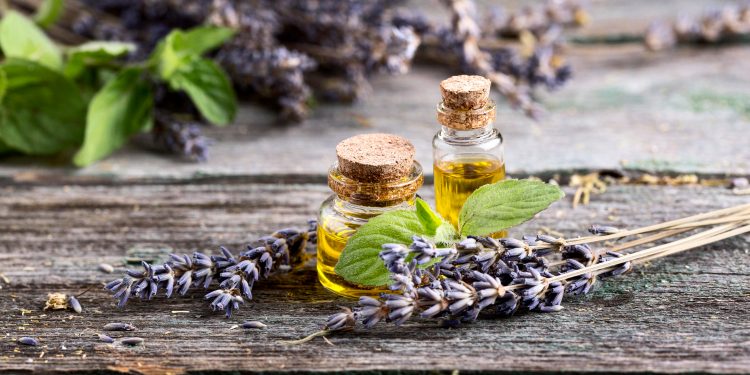 Lavender Oil for Anxiety: Benefits & How to Use