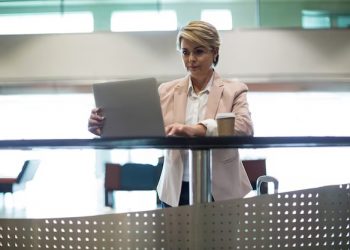 Why Ground Handling Services Are Vital for Smooth Airport Operations