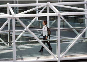 Safety First: Innovations in Glass Balustrade Stairs Design for Enhanced Security