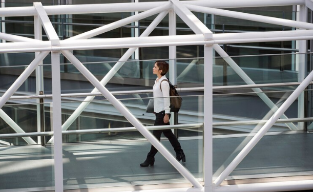 Safety First: Innovations in Glass Balustrade Stairs Design for Enhanced Security