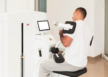 OnlyFans Surges Forward: Agencies and Directories Power New Growth