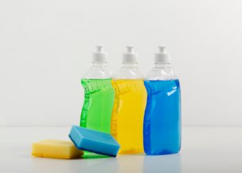 Soap vs. Degreaser on Grease: When to Use Each for Effective Cleaning
