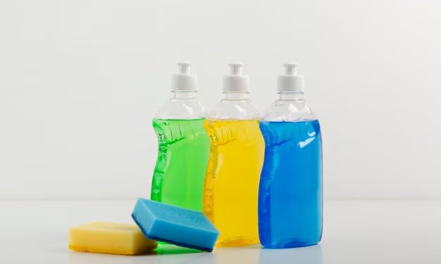 Soap vs. Degreaser on Grease: When to Use Each for Effective Cleaning