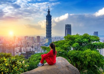 Why Booking a Taiwan Tour Guide Makes All the Difference for First-Time Visitors