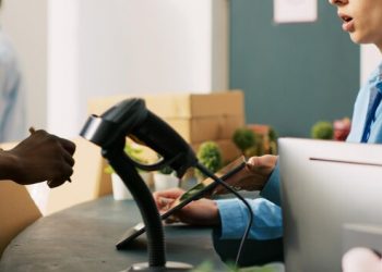 Transform Your Business with Dialecto’s Conversational Commerce