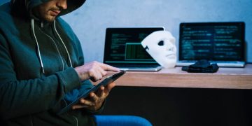 The Evolution of Identity Theft: Adapting to New Threats