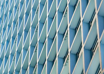 Why Aluminum Framing Outsmarts Traditional Materials