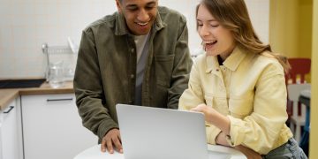 How to find a Website Title using free Keyword Tool