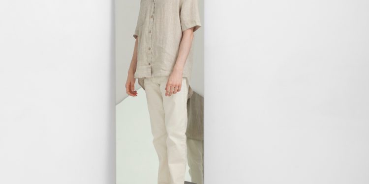 Behind the Scenes: Exciting New Wall Mirrors in the Making