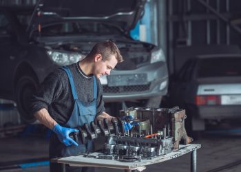 Diesel Mechanic in Phoenix, AZ: Reliable Repairs for Heavy-Duty Vehicles