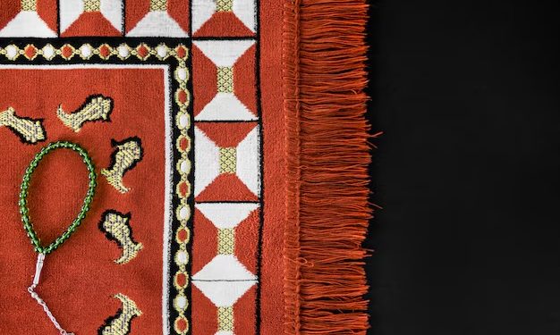 The Art of Berber Rug Making: A Centuries-Old Tradition Lives On