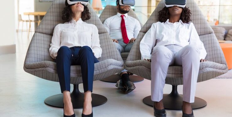 Navigating the Future of Recruitment with Emerging HR Technologies