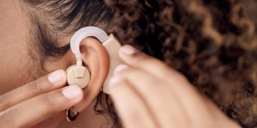 Phonak Hearing Device: Experience Cutting-Edge Hearing Technology