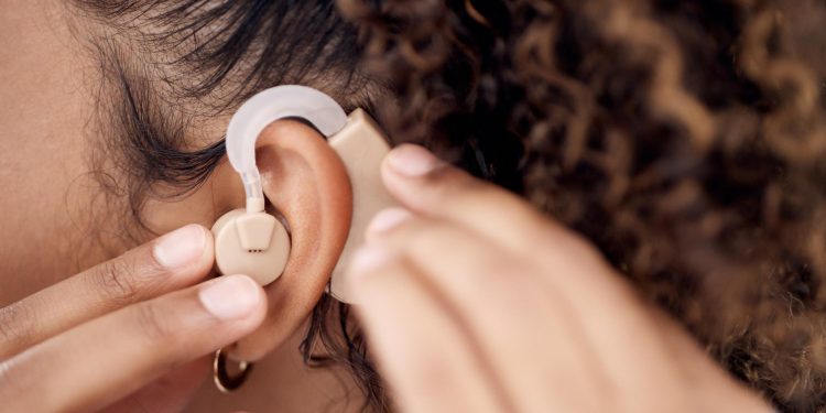 Phonak Hearing Device: Experience Cutting-Edge Hearing Technology