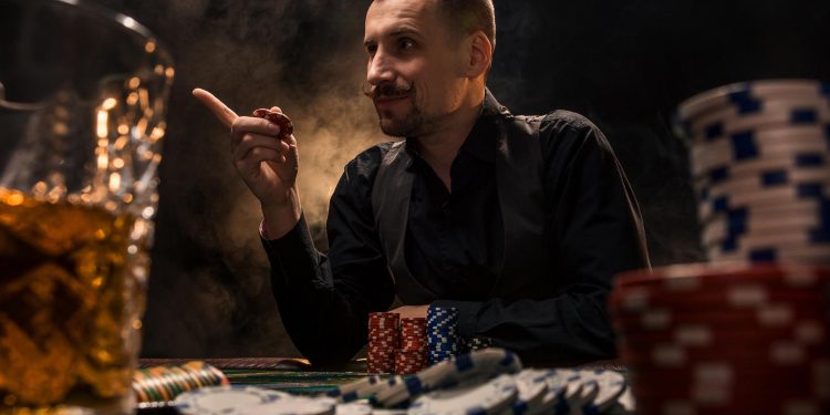 Luxury Poker Chips A Status Symbol for High-Stakes Players