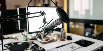 Why Podcast Appearances are the Secret to Building Industry Authority