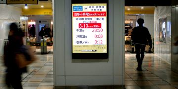 How Customer Experience Solutions Improve Dealership Loyalty Programs