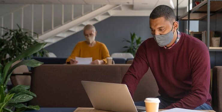 Why Small Businesses in London Are Struggling to Transition to the Modern Workplace