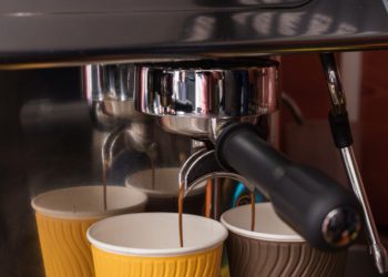 What Makes a Professional Coffee Machine a Must for High-Quality Office Brewing