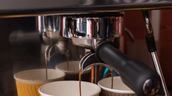 What Makes a Professional Coffee Machine a Must for High-Quality Office Brewing