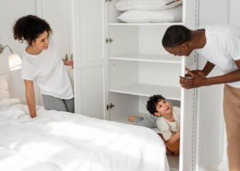 Essentials You Should Always Stock in Your Hostel Room