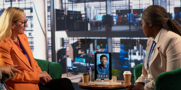 How Technology is Transforming Customer Service in the Digital Age