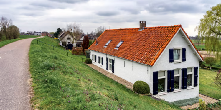 A Roof’s Impact on the Sale of Your Colorado Springs Home