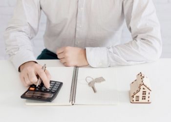 Common Mistakes to Avoid While Using an EMI Calculator for Home Loan